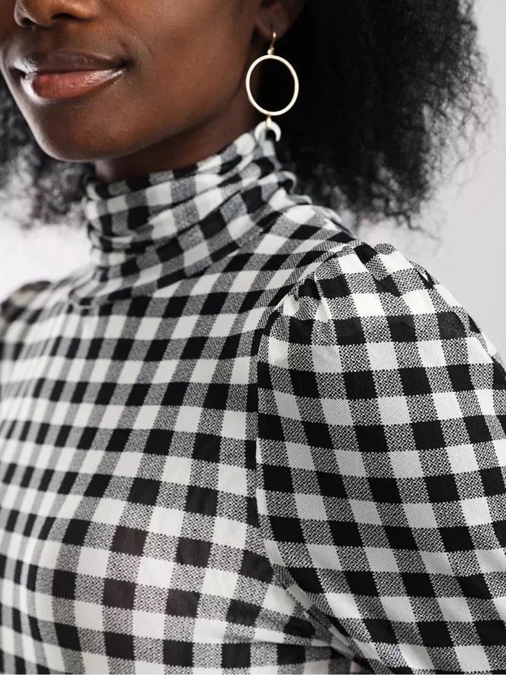 Free People Gather Turtleneck Top Gingham Puff Sleeve Black White NWT S - Picture 3 of 7